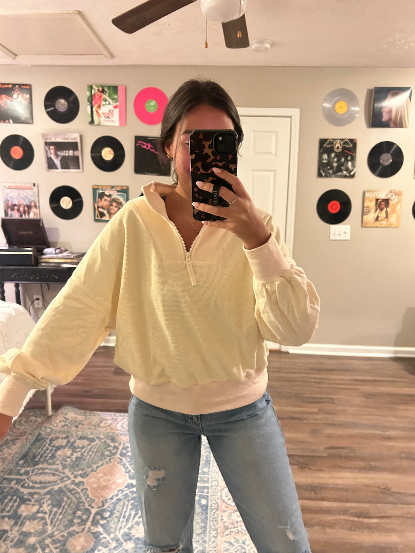 Cream Vintage Pullover